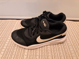 Nike kengät, koko 38, Lastenvaatteet ja kengät, Pomarkku, Tori.fi Nike kengät, koko 38, Lastenvaatteet ja kengät, Pomarkku, Tori.fi
