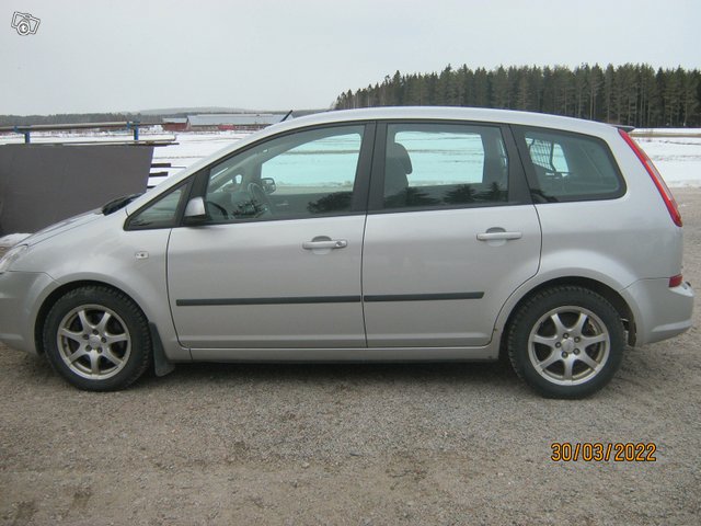 Ford C-Max 15