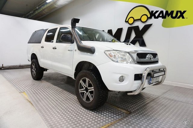 Toyota Hilux 1