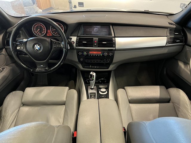 BMW X5 18