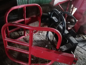 Pyöröpaalipihti VARATTU, Maatalouskoneet, Työkoneet ja kalusto, Parikkala, Tori.fi Pyöröpaalipihti VARATTU, Maatalouskoneet, Työkoneet ja kalusto, Parikkala, Tori.fi