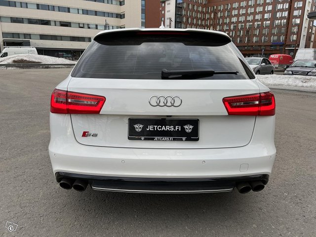 Audi S6 7