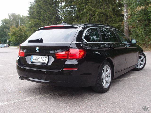 BMW 520 23