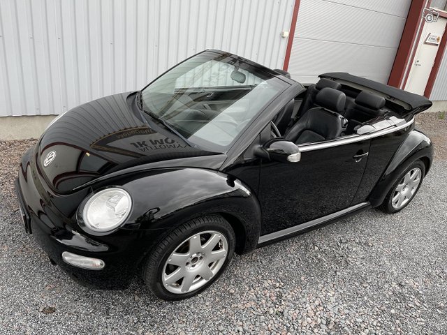 Volkswagen New Beetle 3