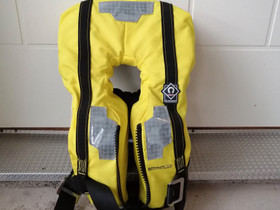 Crewsaver pelastusliivit, Veneen varusteet ja varaosat, Venetarvikkeet ja veneily, Sotkamo, Tori.fi Crewsaver pelastusliivit, Veneen varusteet ja varaosat, Venetarvikkeet ja veneily, Sotkamo, Tori.fi