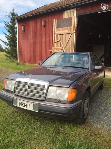 Mercedes-Benz E-sarja, kuva 1