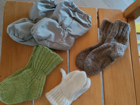 Tossut,villasukat,lapaset, Lastenvaatteet ja kengät, Sotkamo, Tori.fi Tossut,villasukat,lapaset, Lastenvaatteet ja kengät, Sotkamo, Tori.fi