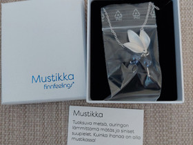 Mustikka kaulakoru, Kellot ja korut, Asusteet ja kellot, Oulu, Tori.fi Mustikka kaulakoru, Kellot ja korut, Asusteet ja kellot, Oulu, Tori.fi