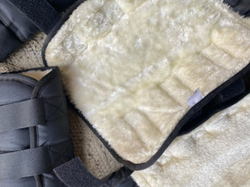 Kuljetussuojat, Satulat ja varusteet, Hevoset ja hevosurheilu, Virolahti, Tori.fi Kuljetussuojat, Satulat ja varusteet, Hevoset ja hevosurheilu, Virolahti, Tori.fi