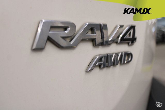Toyota RAV4 24