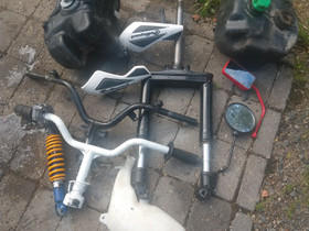 Skootteri/mopo osat, Mopojen varaosat ja tarvikkeet, Mototarvikkeet ja varaosat, Kaustinen, Tori.fi Skootteri/mopo osat, Mopojen varaosat ja tarvikkeet, Mototarvikkeet ja varaosat, Kaustinen, Tori.fi