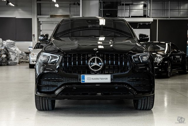 Mercedes-Benz GLE 2