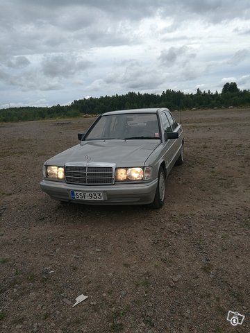Mercedes-Benz 190, kuva 1