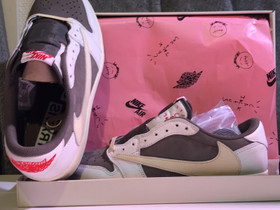 Air Jordan 1 Low OG SP Travis Scott, Vaatteet ja kengät, Turku, Tori.fi Air Jordan 1 Low OG SP Travis Scott, Vaatteet ja kengät, Turku, Tori.fi