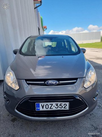 Ford C-Max 11