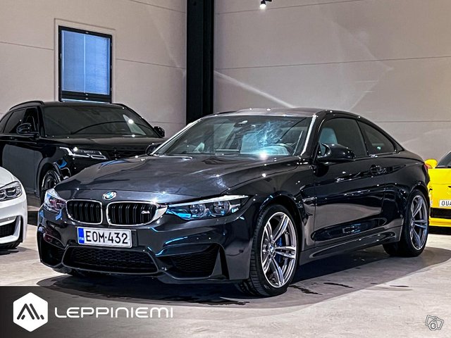 BMW M4 1