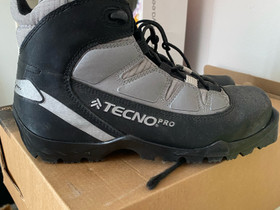 Tecno pro kengät, Hiihto, Urheilu ja ulkoilu, Espoo, Tori.fi Tecno pro kengät, Hiihto, Urheilu ja ulkoilu, Espoo, Tori.fi