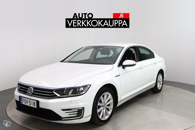 VOLKSWAGEN Passat 3
