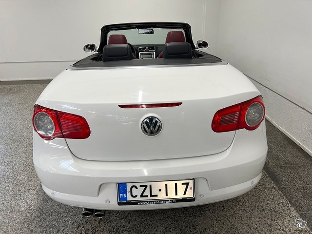 Volkswagen Eos 4