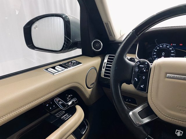 Land Rover Range Rover 13