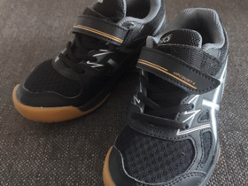 Asics sisäpelikengät, Pallopelit, Urheilu ja ulkoilu, Pori, Tori.fi Asics sisäpelikengät, Pallopelit, Urheilu ja ulkoilu, Pori, Tori.fi