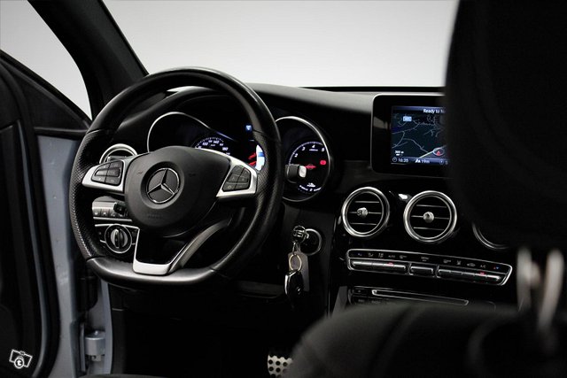 Mercedes-Benz GLC 4