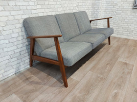 C63 Sohva Sofa Ilmainen Toimutus, Sohvat ja nojatuolit, Sisustus ja huonekalut, Tuusula, Tori.fi C63 Sohva Sofa Ilmainen Toimutus, Sohvat ja nojatuolit, Sisustus ja huonekalut, Tuusula, Tori.fi