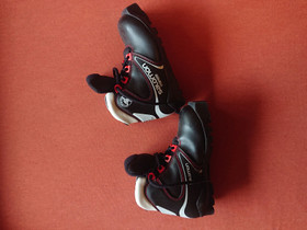 Salomon Monot / cc skiing boots, size 31.5, Hiihto, Urheilu ja ulkoilu, Espoo, Tori.fi Salomon Monot / cc skiing boots, size 31.5, Hiihto, Urheilu ja ulkoilu, Espoo, Tori.fi