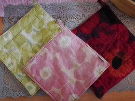 Marimekko unikko patalaput, Muut keittiötarvikkeet, Keittiötarvikkeet ja astiat, Vieremä, Tori.fi Marimekko unikko patalaput, Muut keittiötarvikkeet, Keittiötarvikkeet ja astiat, Vieremä, Tori.fi