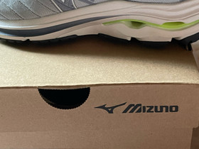 Juoksukengät Mizuno koko 40 W, Juoksu ja lenkkeily, Urheilu ja ulkoilu, Espoo, Tori.fi Juoksukengät Mizuno koko 40 W, Juoksu ja lenkkeily, Urheilu ja ulkoilu, Espoo, Tori.fi