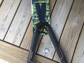 Fiskars pensassakset, Leikkurit ja koneet, Piha ja puutarha, Tampere, Tori.fi Fiskars pensassakset, Leikkurit ja koneet, Piha ja puutarha, Tampere, Tori.fi