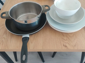 Kattila, pannu ja erilaisia lautasia, Ruokailuastiat ja aterimet, Keittiötarvikkeet ja astiat, Pori, Tori.fi Kattila, pannu ja erilaisia lautasia, Ruokailuastiat ja aterimet, Keittiötarvikkeet ja astiat, Pori, Tori.fi
