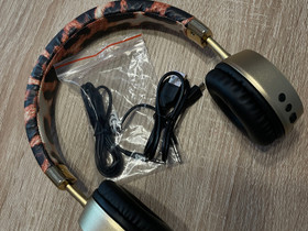 Cosmopolitan bluetooth kuulokkeet, leopardi, Muu musiikki ja soittimet, Musiikki ja soittimet, Tampere, Tori.fi Cosmopolitan bluetooth kuulokkeet, leopardi, Muu musiikki ja soittimet, Musiikki ja soittimet, Tampere, Tori.fi