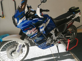 Honda xrv 750 Africa twin, Moottoripyörät, Moto, Kontiolahti, Tori.fi Honda xrv 750 Africa twin, Moottoripyörät, Moto, Kontiolahti, Tori.fi