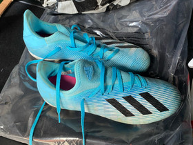 Adidas x nappikset melkein uudet, Pelit ja muut harrastukset, Vaasa, Tori.fi Adidas x nappikset melkein uudet, Pelit ja muut harrastukset, Vaasa, Tori.fi