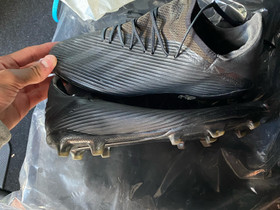 Adidas X 19.2, Pelit ja muut harrastukset, Vaasa, Tori.fi Adidas X 19.2, Pelit ja muut harrastukset, Vaasa, Tori.fi