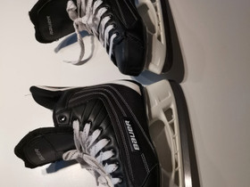Bauer luistimet, Jääkiekko ja luistelu, Urheilu ja ulkoilu, Eurajoki, Tori.fi Bauer luistimet, Jääkiekko ja luistelu, Urheilu ja ulkoilu, Eurajoki, Tori.fi