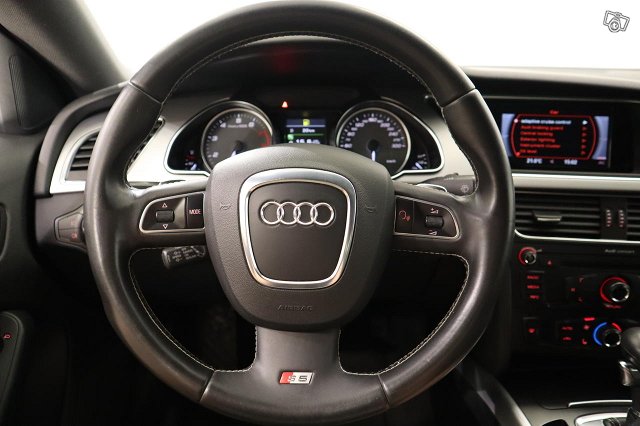 Audi S5 12