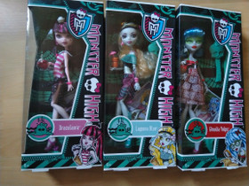 Monster High nukkeja NRFB, Lelut ja pelit, Lastentarvikkeet ja lelut, Lempäälä, Tori.fi Monster High nukkeja NRFB, Lelut ja pelit, Lastentarvikkeet ja lelut, Lempäälä, Tori.fi