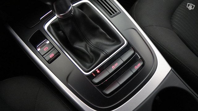 Audi A4 24