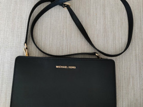 Michael Kors olkalaukku, Laukut ja hatut, Asusteet ja kellot, Lahti, Tori.fi Michael Kors olkalaukku, Laukut ja hatut, Asusteet ja kellot, Lahti, Tori.fi