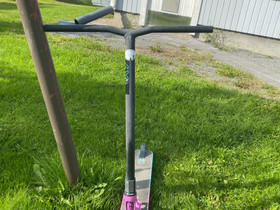 Scootti, Rullaluistelu ja skeittaus, Urheilu ja ulkoilu, Kauhajoki, Tori.fi Scootti, Rullaluistelu ja skeittaus, Urheilu ja ulkoilu, Kauhajoki, Tori.fi