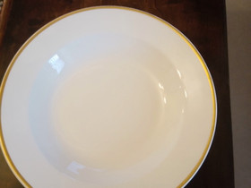 Lautaset, Ruokailuastiat ja aterimet, Keittiötarvikkeet ja astiat, Pori, Tori.fi Lautaset, Ruokailuastiat ja aterimet, Keittiötarvikkeet ja astiat, Pori, Tori.fi
