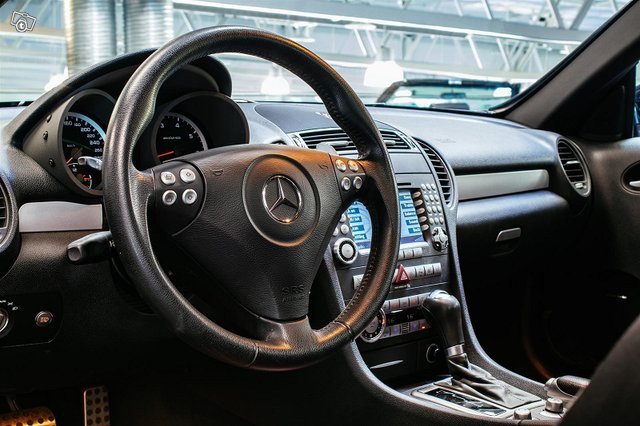 Mercedes-Benz SLK 4