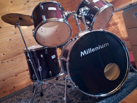 Millenium rummut, Rummut, Musiikki ja soittimet, Puolanka, Tori.fi Millenium rummut, Rummut, Musiikki ja soittimet, Puolanka, Tori.fi