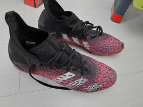 Adidas predator freak 3 mg Eur 46, Jalkapallo, Urheilu ja ulkoilu, Vantaa, Tori.fi Adidas predator freak 3 mg Eur 46, Jalkapallo, Urheilu ja ulkoilu, Vantaa, Tori.fi
