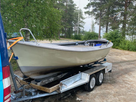 Keskimoottorivene, Moottoriveneet, Veneet, Kuhmo, Tori.fi Keskimoottorivene, Moottoriveneet, Veneet, Kuhmo, Tori.fi