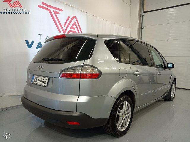 Ford S-MAX 9