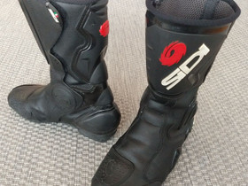 Sidi B2 mp-kengät, koko 43, Ajoasut, kengät ja kypärät, Mototarvikkeet ja varaosat, Kuopio, Tori.fi Sidi B2 mp-kengät, koko 43, Ajoasut, kengät ja kypärät, Mototarvikkeet ja varaosat, Kuopio, Tori.fi
