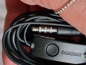 Samsung nappikuulokkeet, uudet, Puhelintarvikkeet, Puhelimet ja tarvikkeet, Jyväskylä, Tori.fi Samsung nappikuulokkeet, uudet, Puhelintarvikkeet, Puhelimet ja tarvikkeet, Jyväskylä, Tori.fi